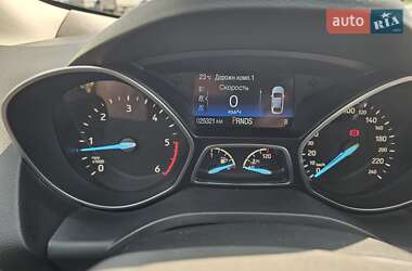 Внедорожник / Кроссовер Ford Kuga 2019 в 