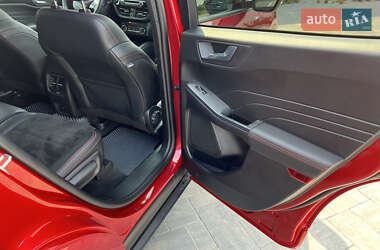 Внедорожник / Кроссовер Ford Kuga 2022 в 