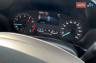 Внедорожник / Кроссовер Ford Kuga 2022 в 