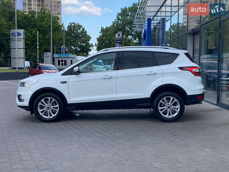 Внедорожник / Кроссовер Ford Kuga 2019 в Одессе