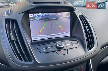 Внедорожник / Кроссовер Ford Kuga 2019 в 