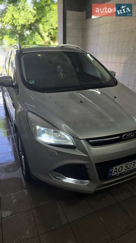 Ford Kuga 2014