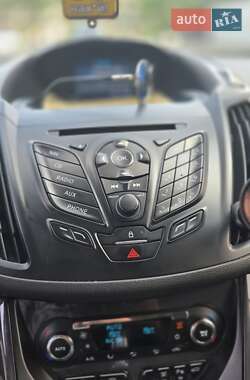 Внедорожник / Кроссовер Ford Kuga 2014 в Ужгороде