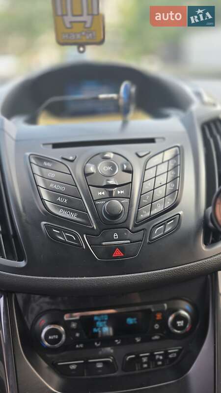 Позашляховик / Кросовер Ford Kuga 2014 в Ужгороді фото 34 Позашляховик / Кросовер Ford Kuga 2014 в Ужгороді