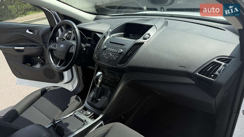 Позашляховик / Кросовер Ford Kuga 2017 в Боярці