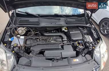Внедорожник / Кроссовер Ford Kuga 2010 в 