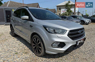 Внедорожник / Кроссовер Ford Kuga 2018 в 