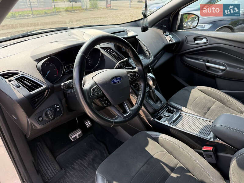 Внедорожник / Кроссовер Ford Kuga 2018 в Коломые