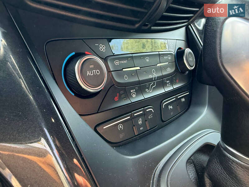 Внедорожник / Кроссовер Ford Kuga 2018 в Коломые