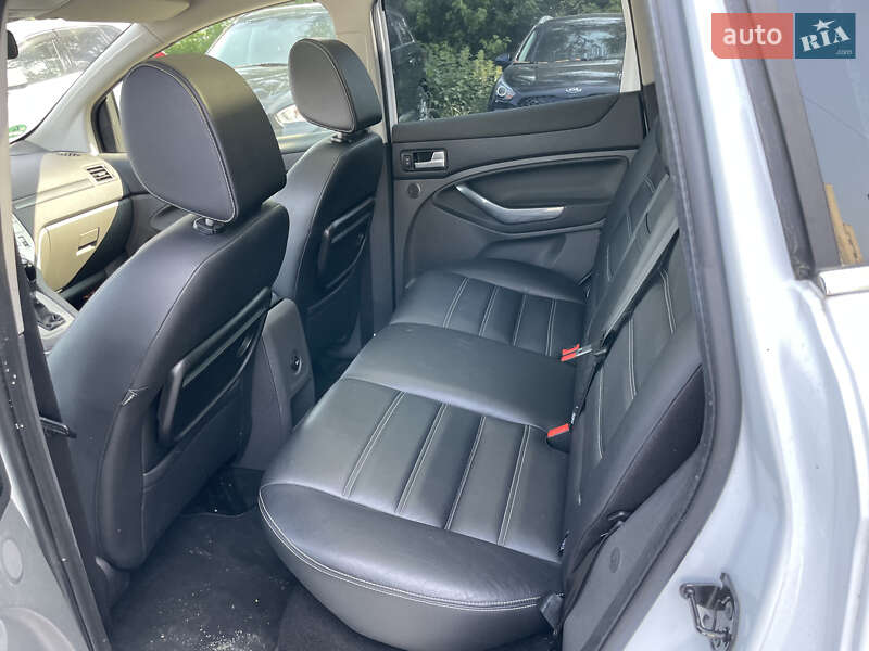 Внедорожник / Кроссовер Ford Kuga 2011 в Львове