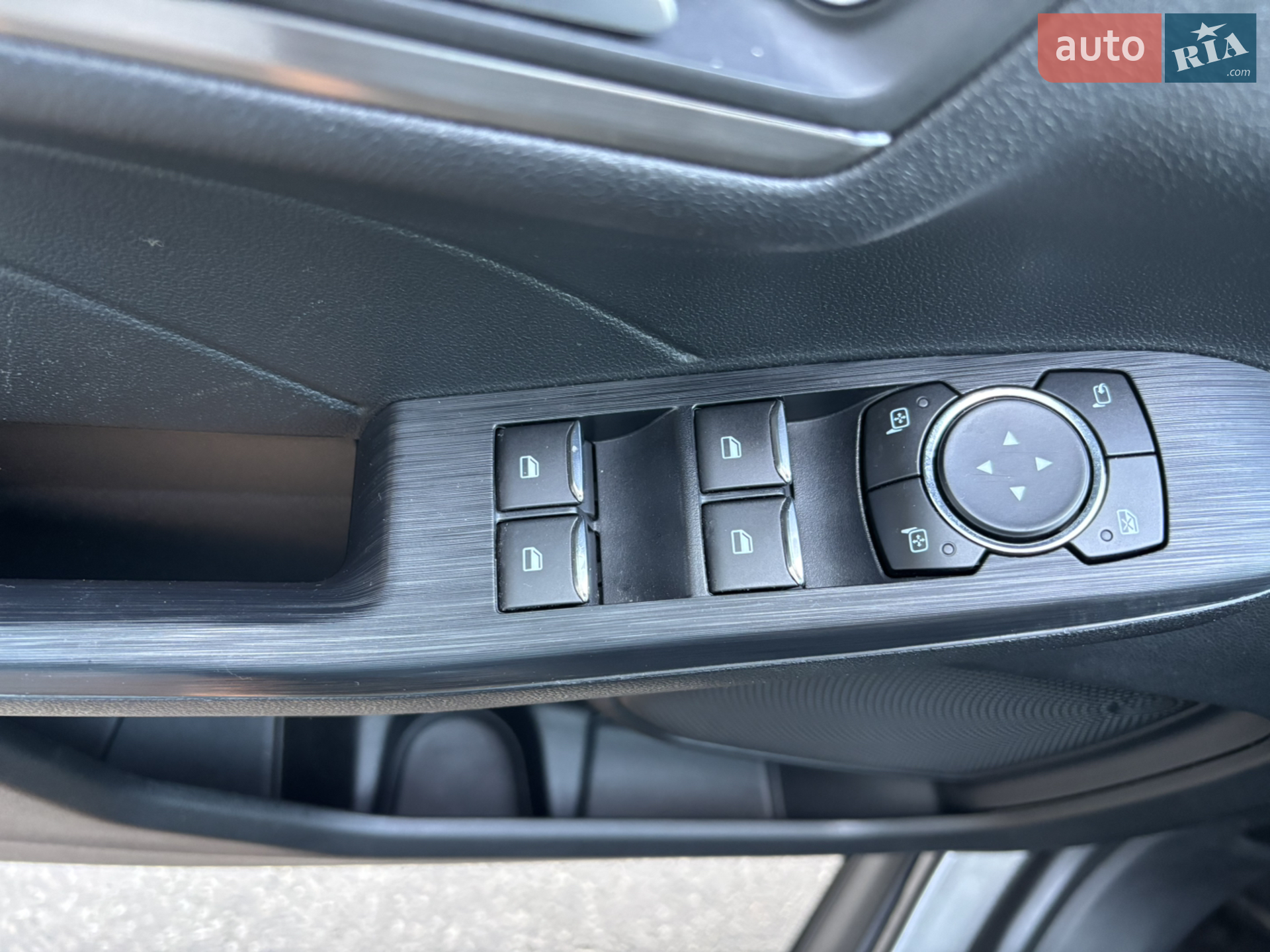2021 Ford Kuga - мініатюра 27