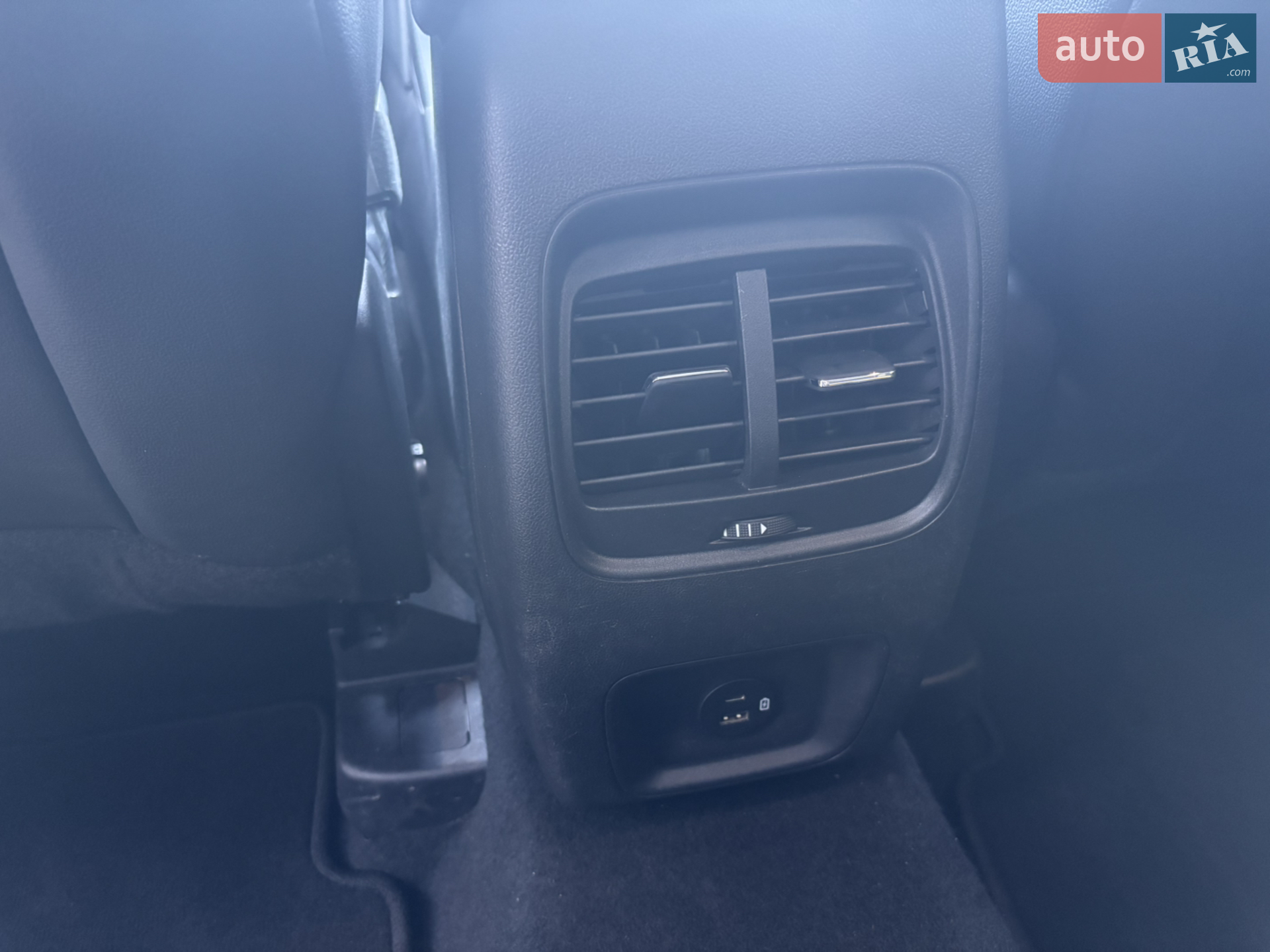 2021 Ford Kuga - мініатюра 30