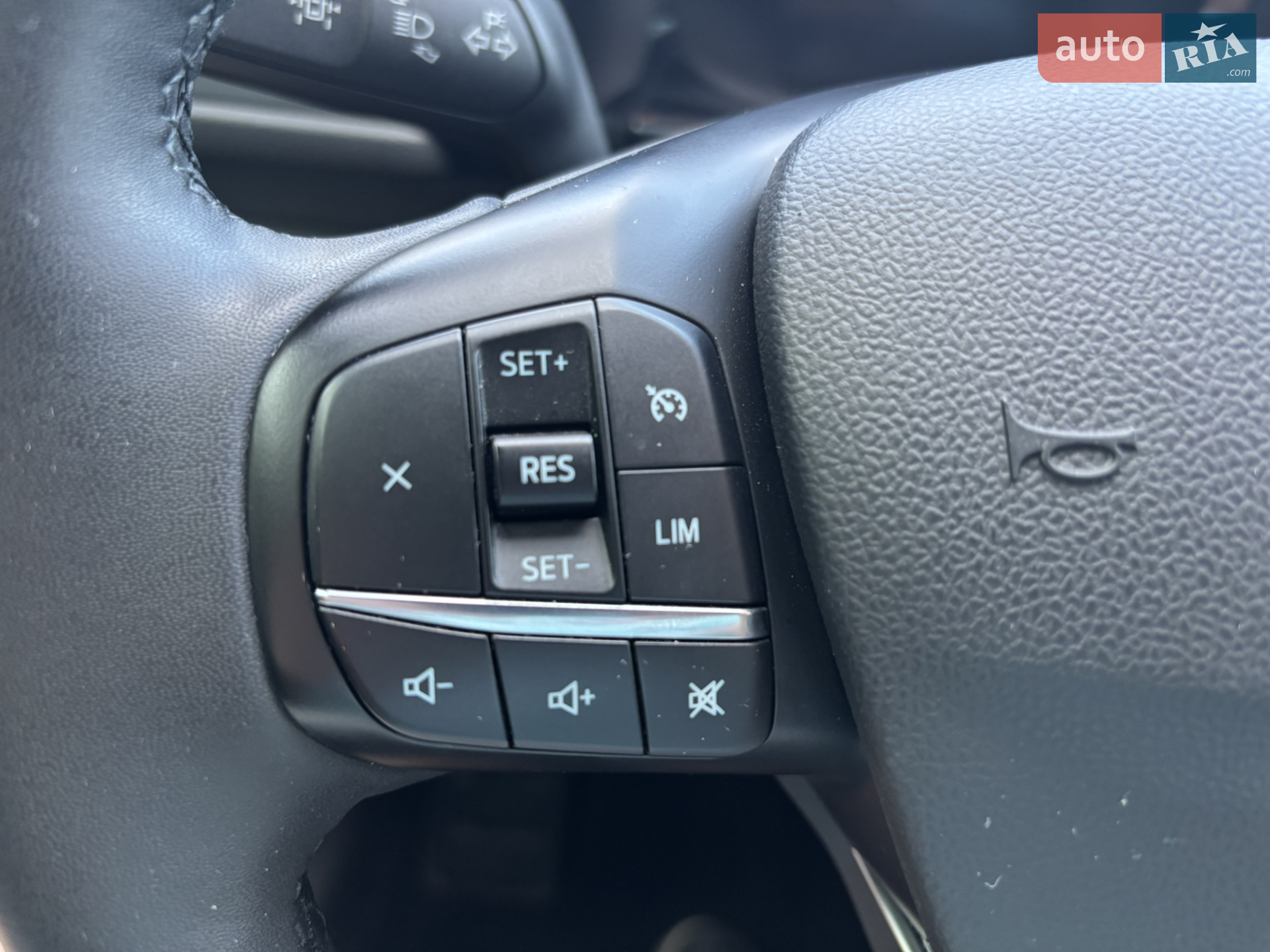 2021 Ford Kuga - мініатюра 37