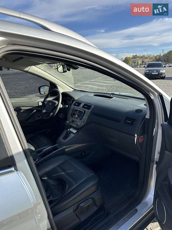 Позашляховик / Кросовер Ford Kuga 2011 в Харкові