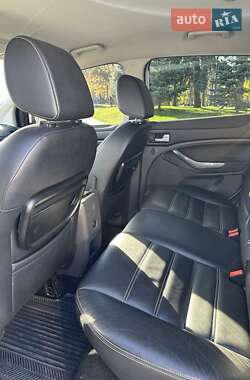 Внедорожник / Кроссовер Ford Kuga 2011 в 