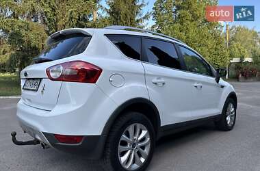 Внедорожник / Кроссовер Ford Kuga 2011 в 