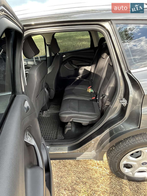 Внедорожник / Кроссовер Ford Kuga 2019 в Пятихатках