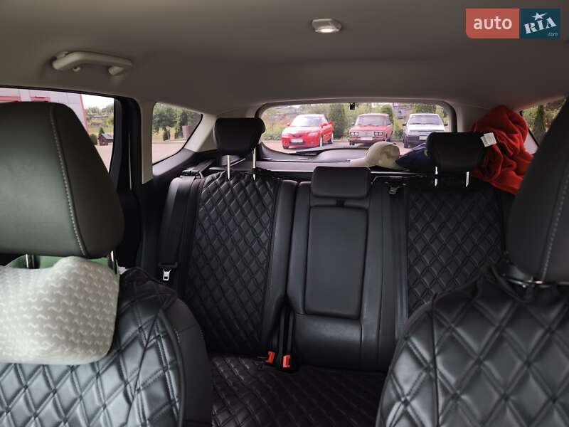 Внедорожник / Кроссовер Ford Kuga 2019 в Южноукраинске