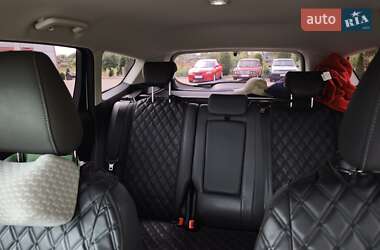 Внедорожник / Кроссовер Ford Kuga 2019 в 
