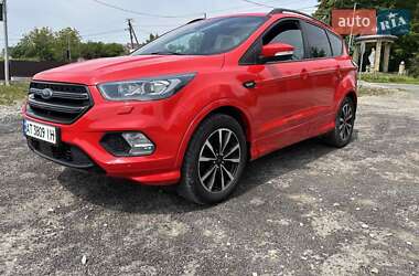 Позашляховик / Кросовер Ford Kuga 2018 в Івано-Франківську