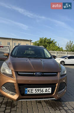Внедорожник / Кроссовер Ford Kuga 2013 в 