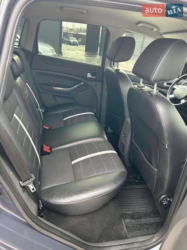 Внедорожник / Кроссовер Ford Kuga 2011 в Бучаче