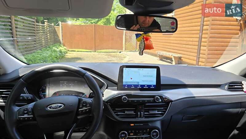 Внедорожник / Кроссовер Ford Kuga 2020 в Чорткове