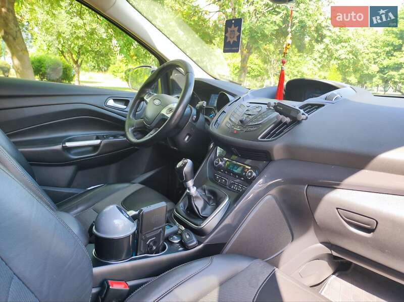 Позашляховик / Кросовер Ford Kuga 2014 в Рівному