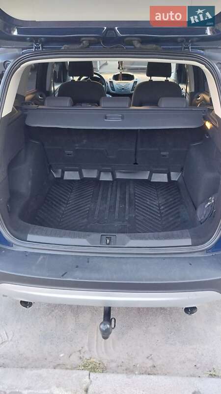 Внедорожник / Кроссовер Ford Kuga 2014 в Тернополе