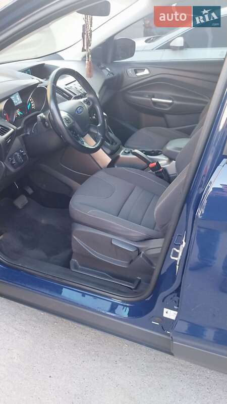 Внедорожник / Кроссовер Ford Kuga 2014 в Тернополе