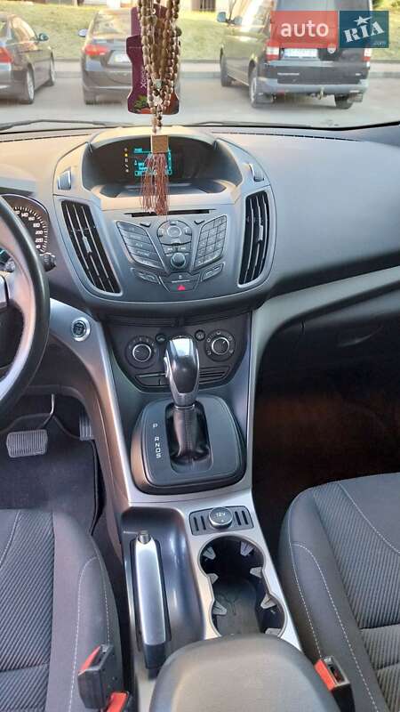 Внедорожник / Кроссовер Ford Kuga 2014 в Тернополе