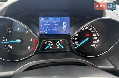 Внедорожник / Кроссовер Ford Kuga 2013 в 
