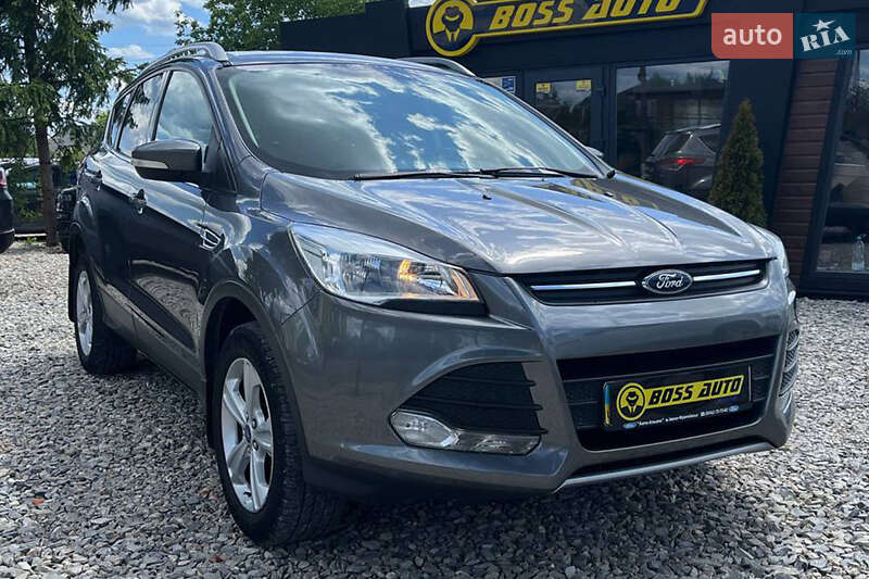 Внедорожник / Кроссовер Ford Kuga 2013 в 