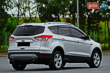 Внедорожник / Кроссовер Ford Kuga 2014 в 