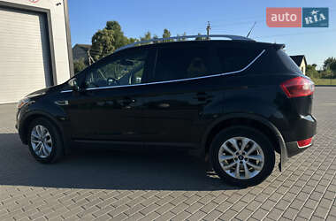 Внедорожник / Кроссовер Ford Kuga 2012 в 