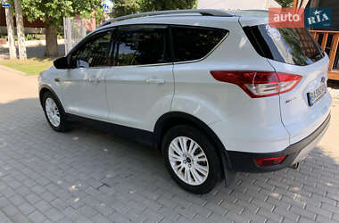 Внедорожник / Кроссовер Ford Kuga 2013 в 