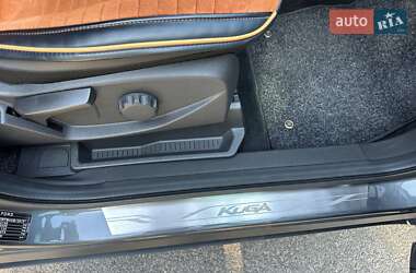 Внедорожник / Кроссовер Ford Kuga 2019 в 