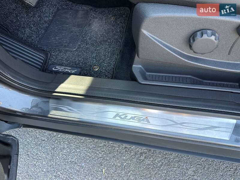 Внедорожник / Кроссовер Ford Kuga 2019 в Запорожье фото 24 Внедорожник / Кроссовер Ford Kuga 2019 в Запорожье