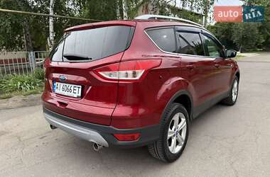 Внедорожник / Кроссовер Ford Kuga 2015 в 
