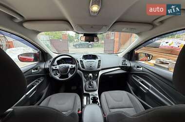 Внедорожник / Кроссовер Ford Kuga 2015 в 