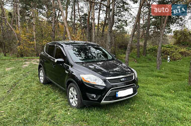 Внедорожник / Кроссовер Ford Kuga 2011 в 