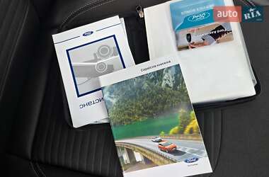 Внедорожник / Кроссовер Ford Kuga 2019 в 