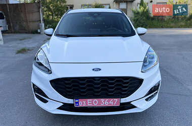 Внедорожник / Кроссовер Ford Kuga 2020 в 