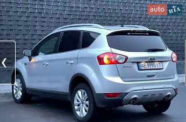 Позашляховик / Кросовер Ford Kuga 2011 в 