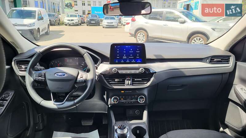 Внедорожник / Кроссовер Ford Kuga 2020 в Киеве