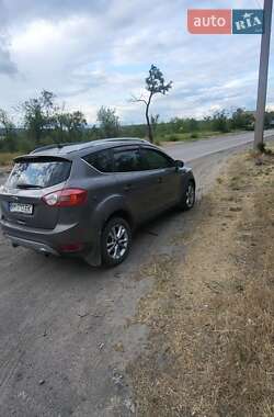 Внедорожник / Кроссовер Ford Kuga 2012 в Сумах