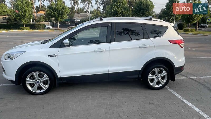 Позашляховик / Кросовер Ford Kuga 2013 в Бучі