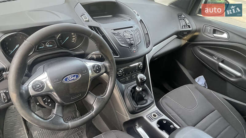 Позашляховик / Кросовер Ford Kuga 2013 в Бучі