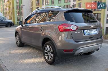 Внедорожник / Кроссовер Ford Kuga 2012 в 