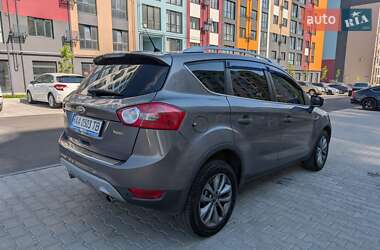 Внедорожник / Кроссовер Ford Kuga 2012 в 